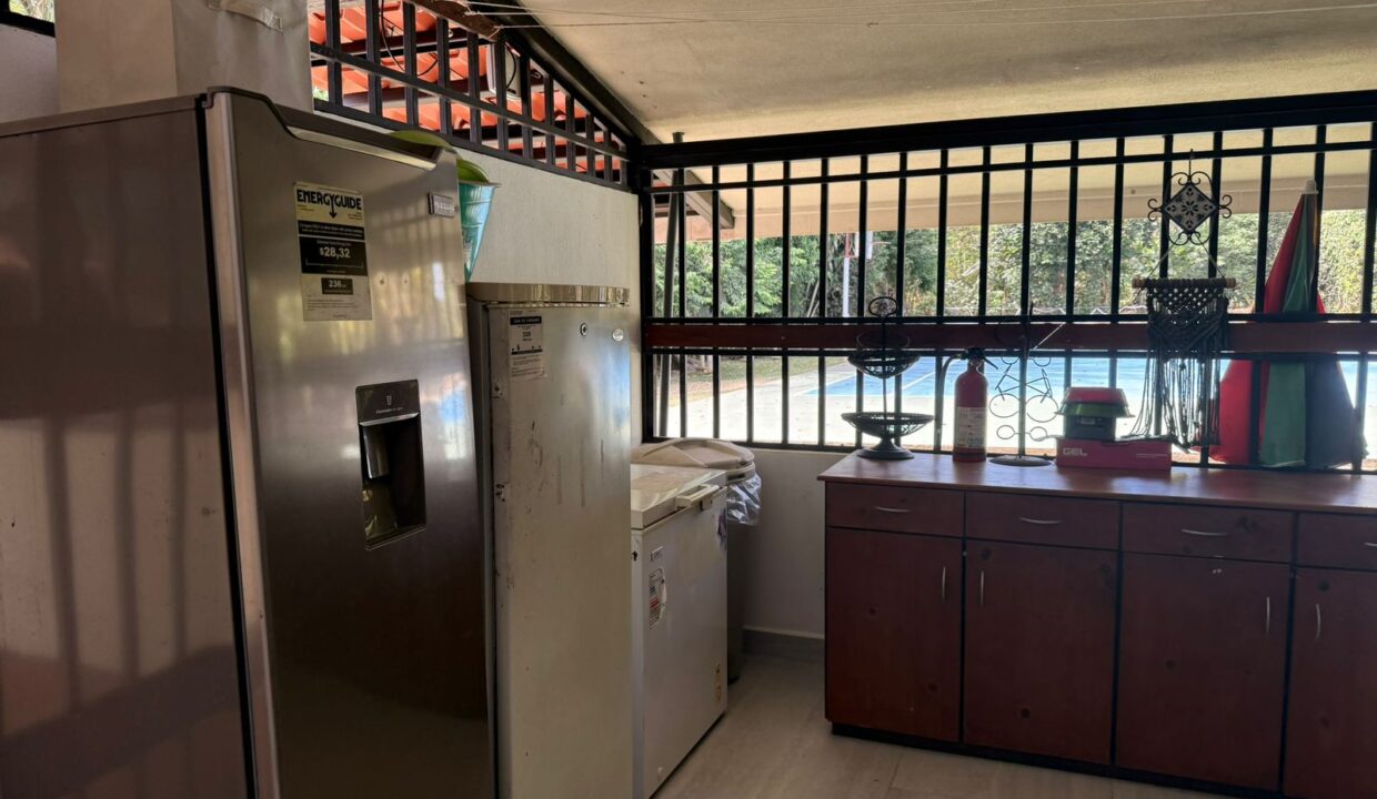 WhatsApp Image 2026-03-06 at 18.06.02 (1)